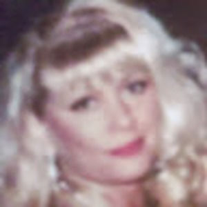 Meet your Posher, Elaine